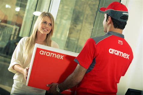 aramex courier service